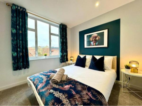 Ground Floor - Near the Beach - 3 Bedroom - New -
